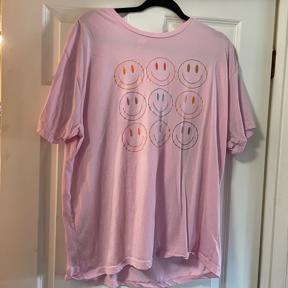 Pink Smiley Face Graphic T-Shirt
